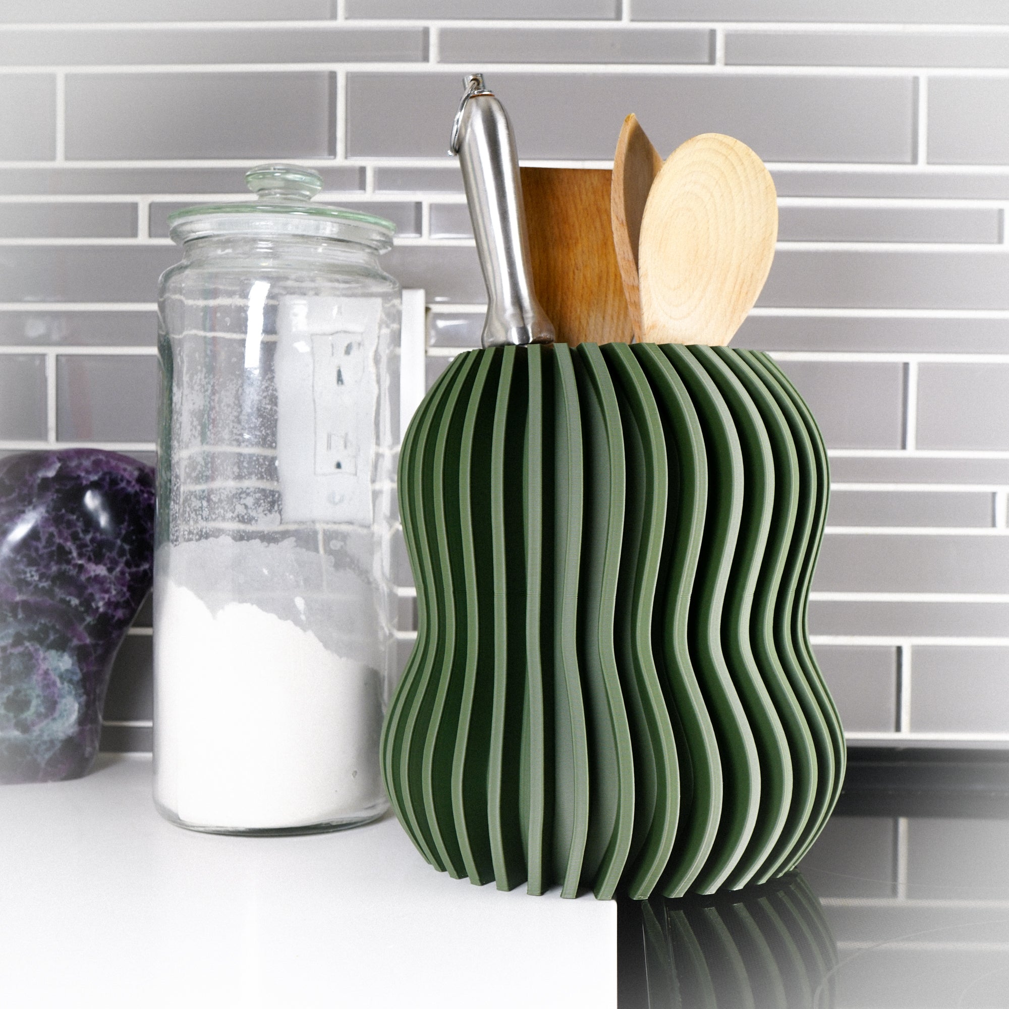 Cadre Kitchen Organizer